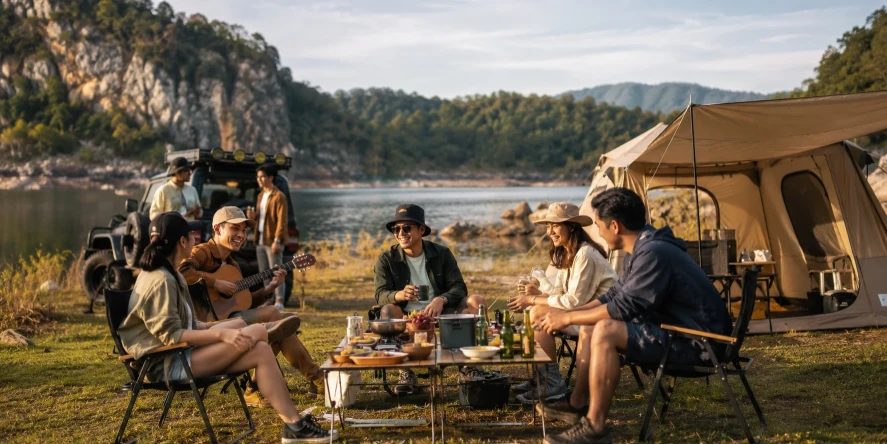 An efficient kitchen for outdoor camps